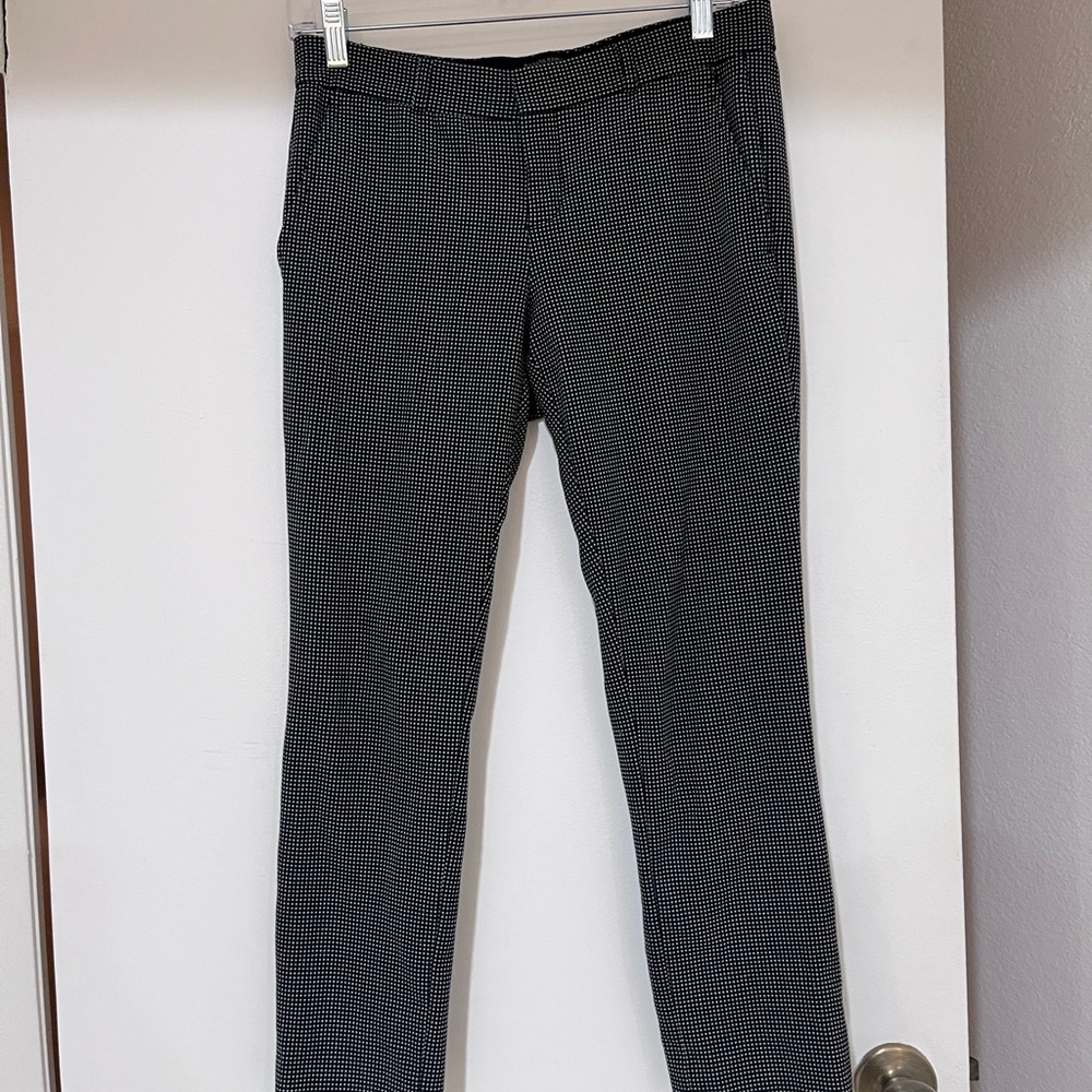 Banana Republic Women’s Black and White Patterned Pants